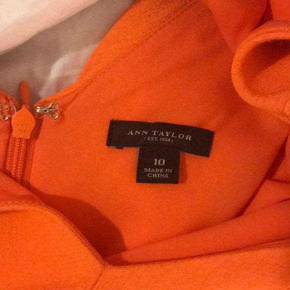 Pretty Dress - Picture 4 of 4